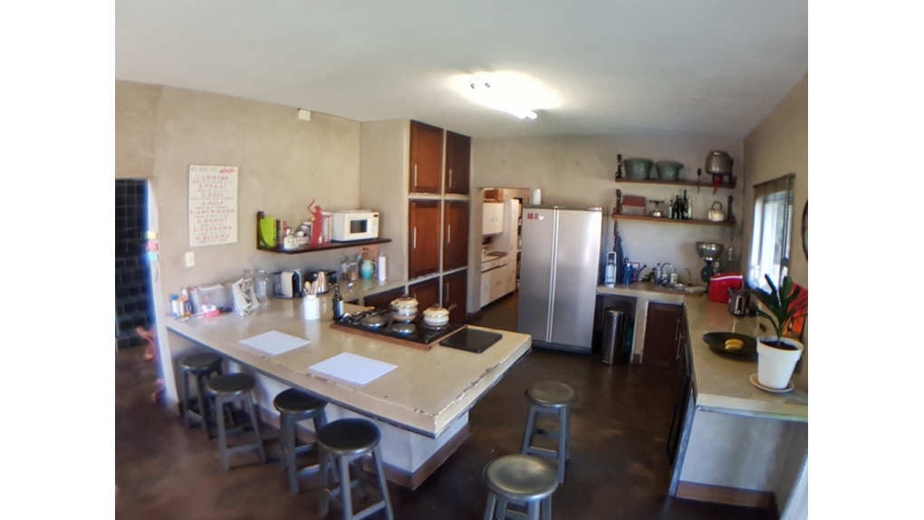 kitchen-with-scullery-laundry